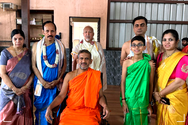 P.C.Rao family with Pejawara Swamiji